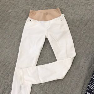 GAP maternity white skinny jeans